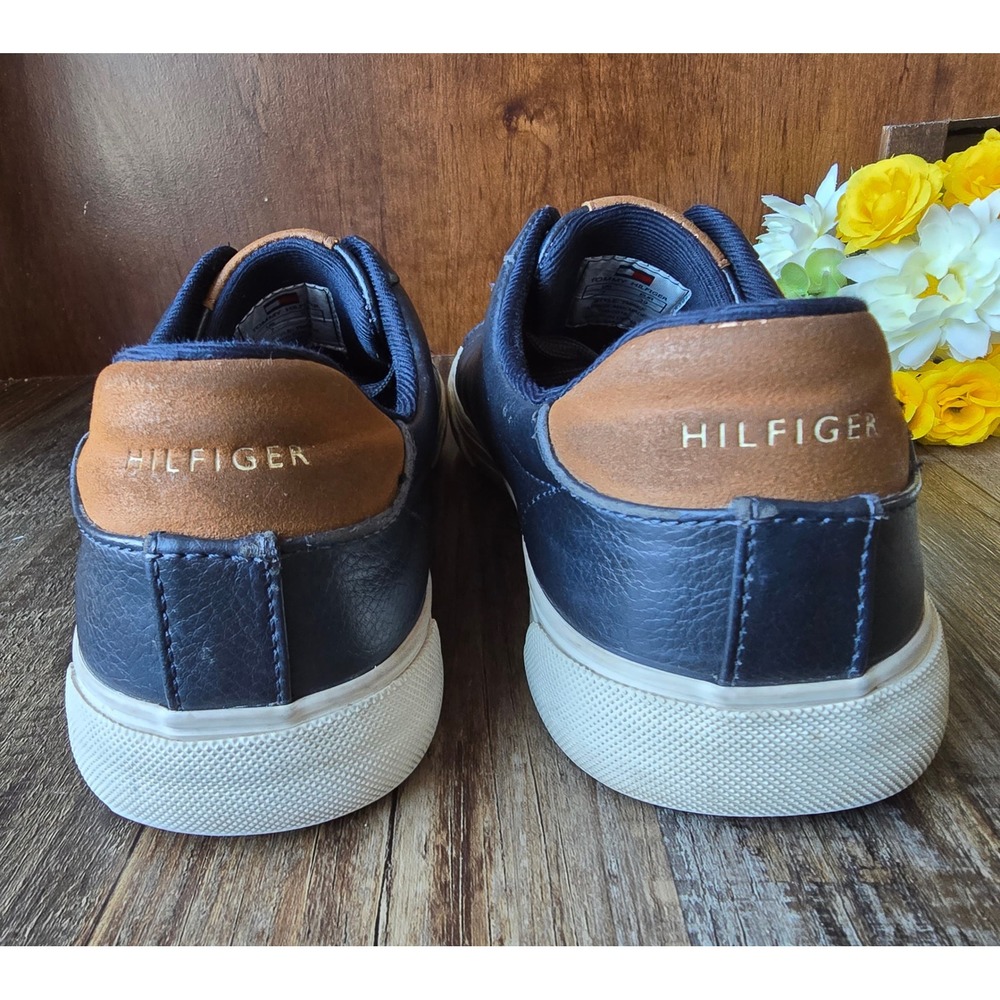 Tommy Hilfiger Men's Navy Leather Low Top Sneakers Casual Shoes Size US 7 EUR 39 - Picture 4 of 12